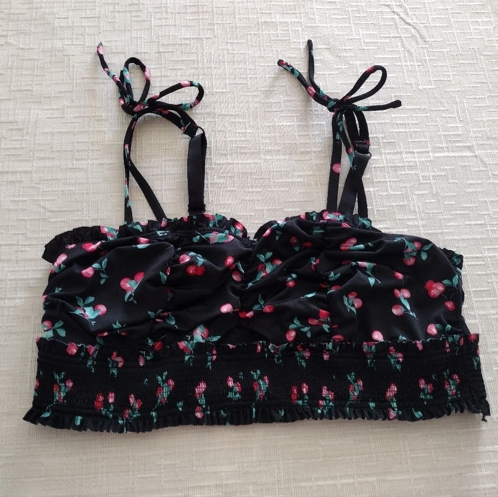 Torrid Plus Size 1 SMOCKED KEYHOLE BRALETTE MICROFIBER CHERRIES BLACK 1X NWOT